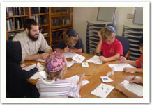 Rabbi Shapiro teaching Sunday Hebrew School