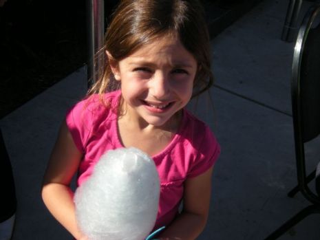 Hebrew School Picnic - Yummy Cotton Candy!